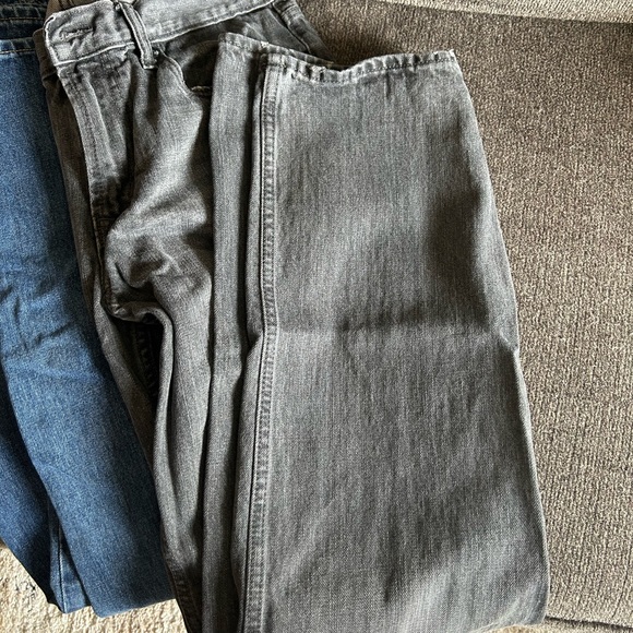 Old Navy Jeans - Picture 4 of 4